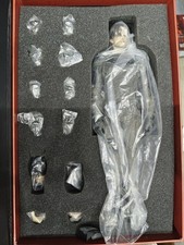 (Duties Free) INART 1/6 The Batman Battle Suit Standard Sculpted Hair Ver. New