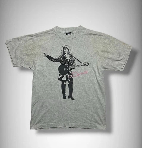 Vintage 1992 Wynonna Rider Debut Tour Concert T Shirt Size L 1990s vintage concert t-shirt, vintage, size L, single stitch, B+ condition
