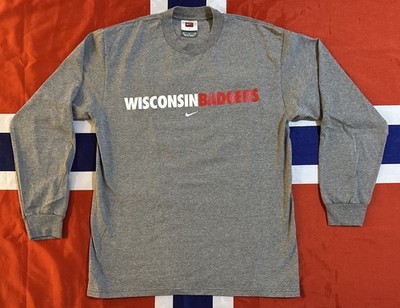 Nike Team Wisconsin Badgers Men s Gray M Long Sleeve Double Sided Shirt NCAA Tee