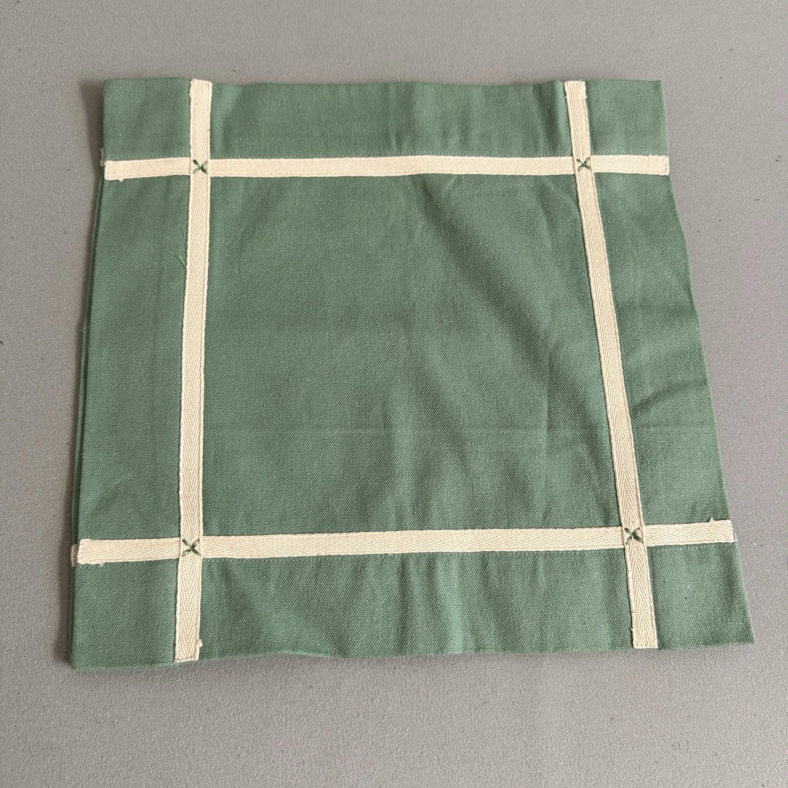 Pomegranate Bamboo Napkins - Thumbnail 5