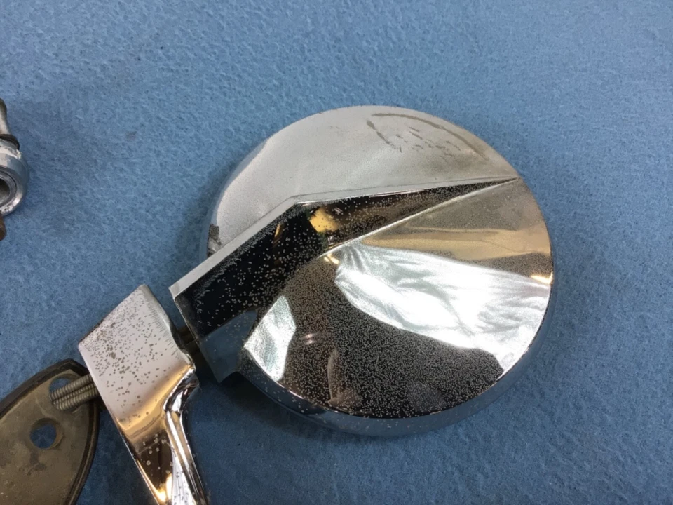 Зарядное устройство 66 70 Coronet GTX левое со стороны водителя дистанционное зеркало в сборе 2486235 - Изображение 2 из 4