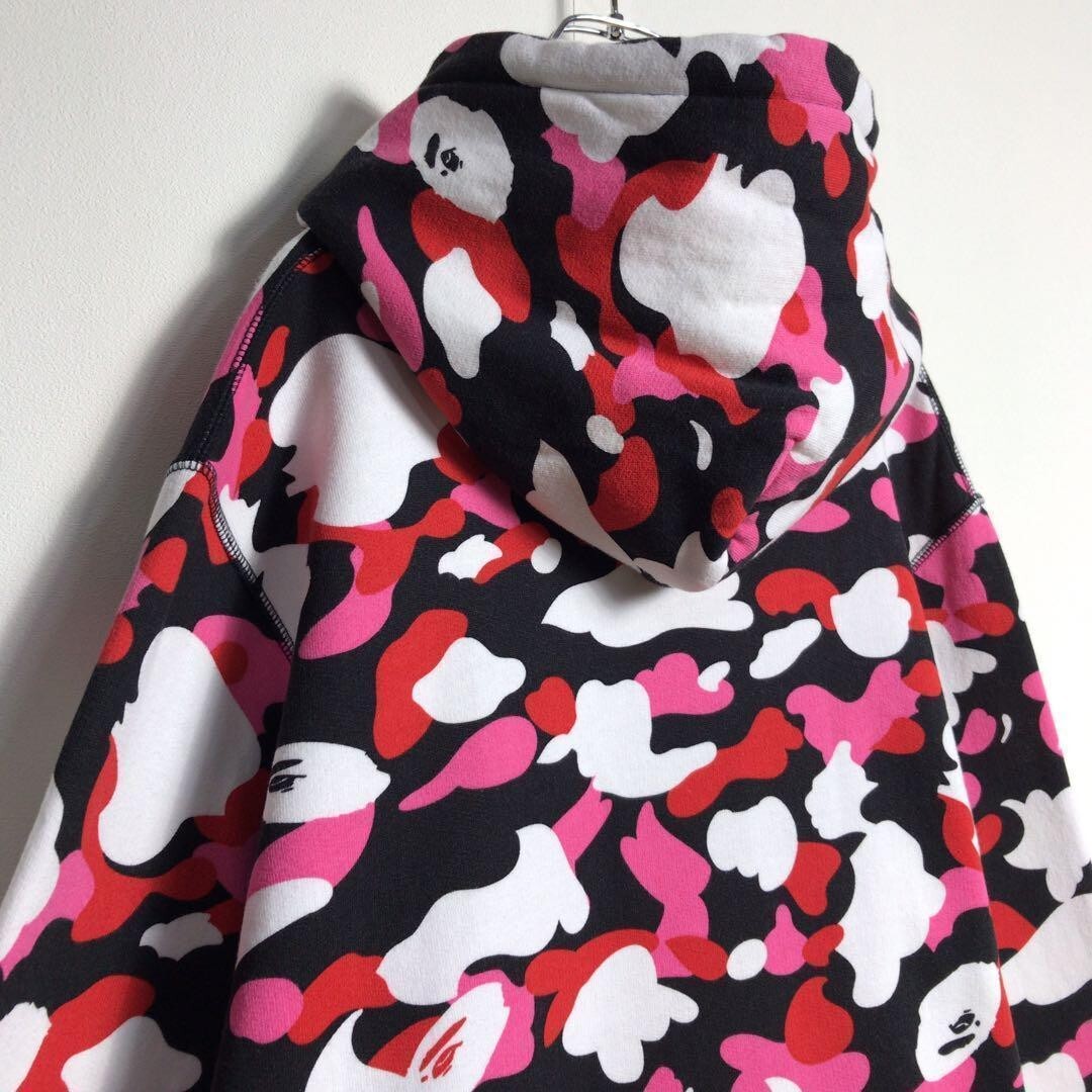 A Bathing Ape Bape x Vogue collaboration Pullover Hoodie Black Red