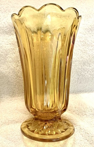 Vintage Anchor Hocking Fairfield Amber Honey Gold Pedestal Footed Glass Vase