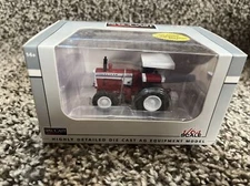 2022 LAFAYETTE SHOW SpecCast 1:64 WHITE OLIVER 1855 Tractor w/CANOPY & FWA CHASE