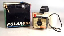 POLAROID SWINGER MODEL 20 CAMERA IN ORIGINAL BOX
