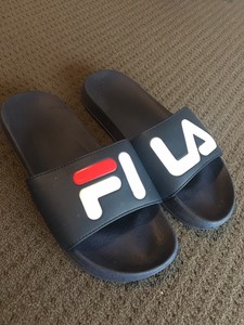 fila slippers men