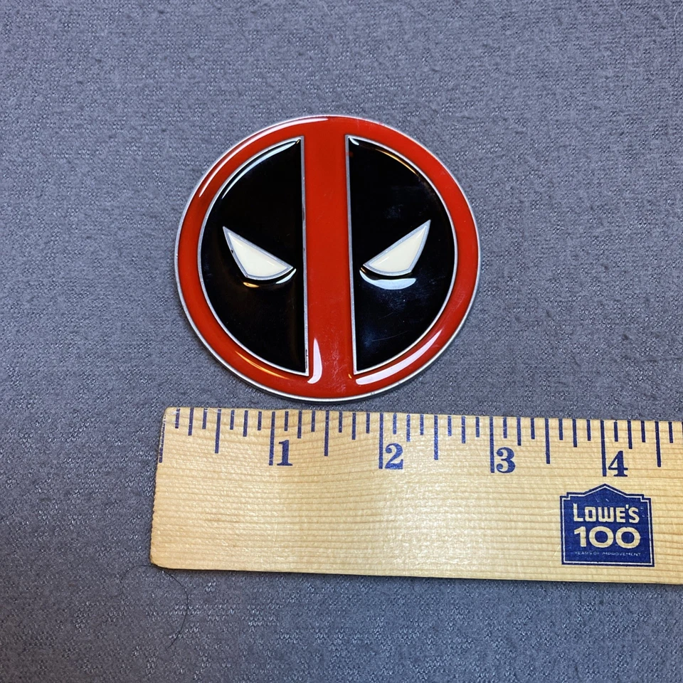 Disfraz de Halloween Deadpool Metal Hebilla Cinturón Marvel MCU Foto 4 de 4