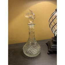 Vintage Mogen David Concord Wine Glass Decanter MD80 w/ Grape Design Stopper