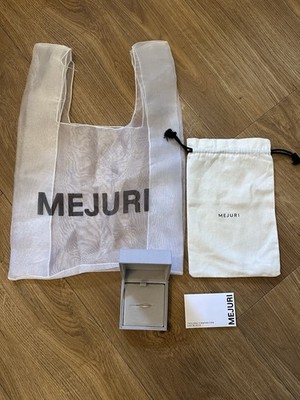 Mejuri Diamanten Team Ring Halb Ewigkeit Band Größe ist 7