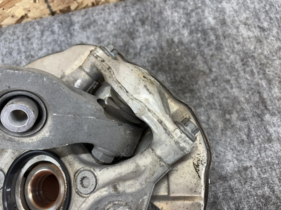 VOLVO S90 2017-2025 AWD BRAZO DE CONTROL DE HUSILLO DELANTERO DERECHO JUEGO DE SUSPENSIÓN DE BUJE Foto 4 de 4