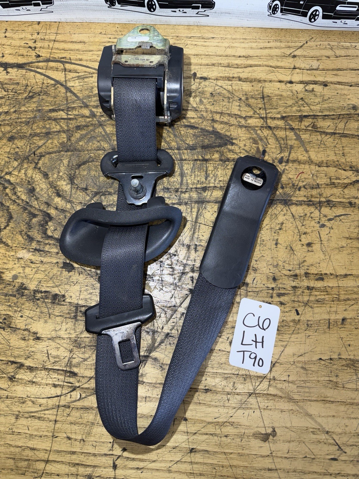 Chevrolet Corvette 2005-2013 Front Left Seat belt
