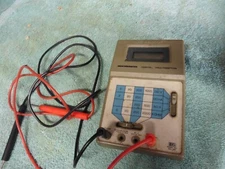 Radio Shack Micronta 22-197 - LCD Digital Pocket Multimeter with wires