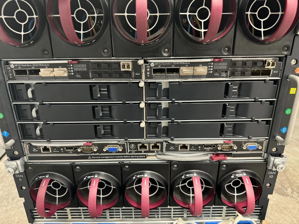 HP BladeSystem C7000 681844-B21 w/ 16* ProLiant BL460c Gen 9 Blades (SEE DESC) - Image 2 of 4