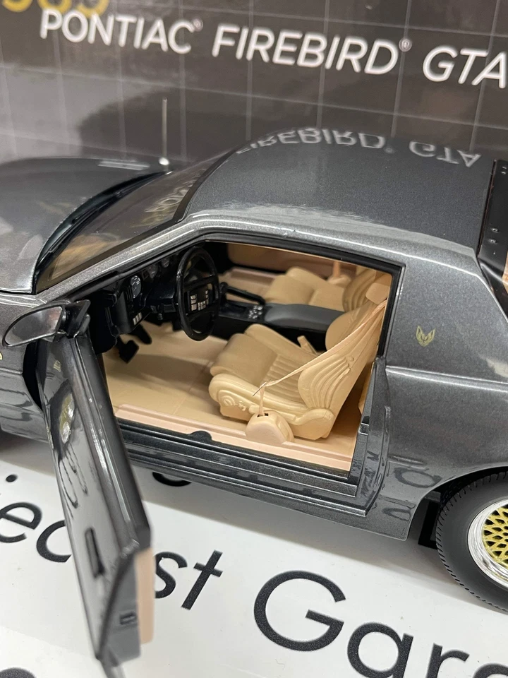 GREENLIGHT 1989 Pontiac Firebird GTA Grey w/ Tan Interior 1:18 Diecast - Image 3 of 4