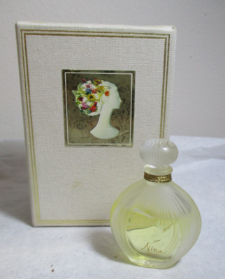 Nina Ricci Nina Parfum Perfume 7.5 mL Bottle Original Box 1/2 Full No 1884