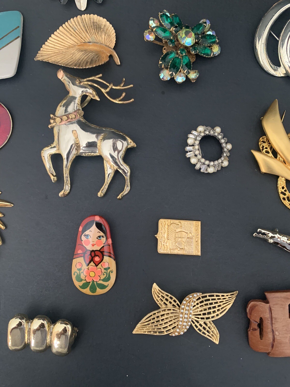 Vintage Pins Brooches Lot Leaves Pearls Rhinestones Goldstone