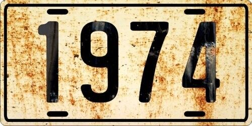 Dodge, Ford oder Chevrolet Antikfahrzeug 1974 verwittertes Nummernschild - Bild 1 von 1
