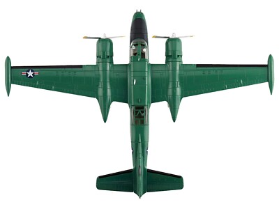 ホビーマスター 1/72 B-26K Counter Invader B-26K Counter Invader 1/72 Die Cast Model - HA3229 USAF, 1960s
