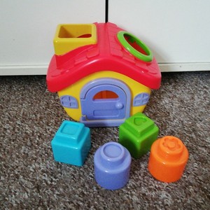 elc shape sorter house