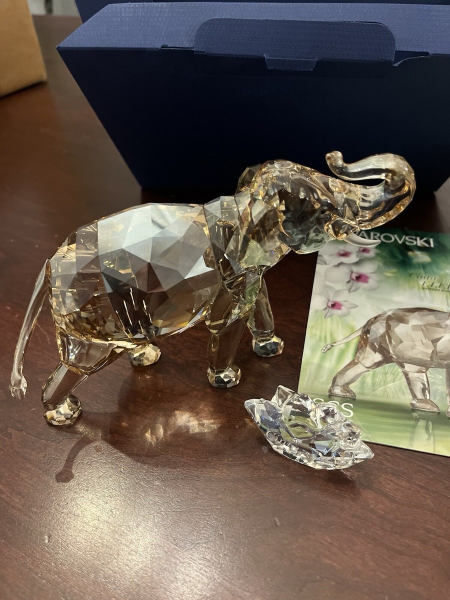 MIB Swarovski Crystal SCS 2013 Cinta Elephant Annual Edition MIB Swarovski Crystal SCS 2013 Cinta Elephant Annual Edition