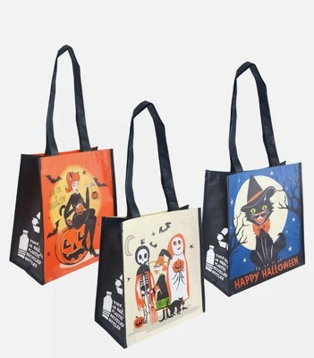 purses made from recycled bottles