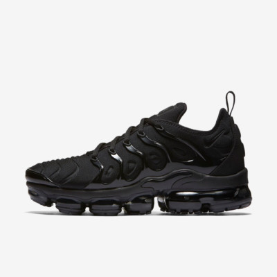 nike vapormax plus dark green