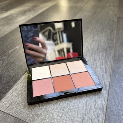 DOUCCE POSH POWDER PALETTE Blush & Highlighter 6 Shades Brand New  FULL SIZE