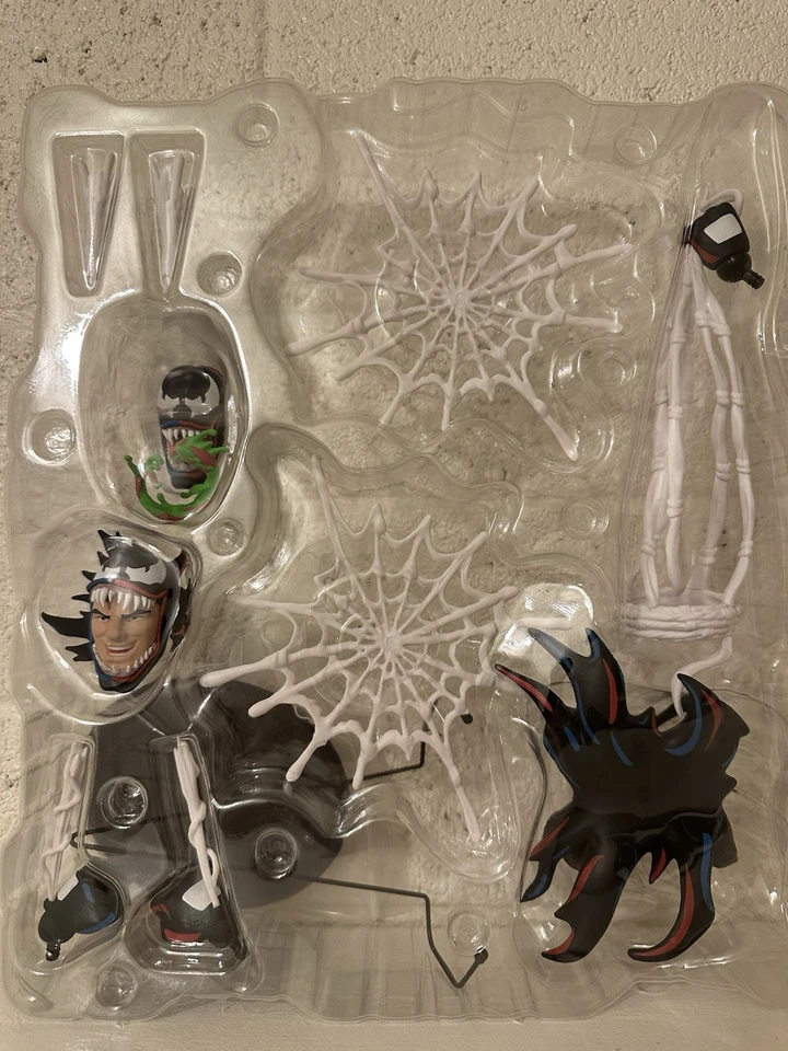 Mondo Spider-Man Animated Series Venom 1/6 Scale Figure Limited Edition - Image 3 of 4