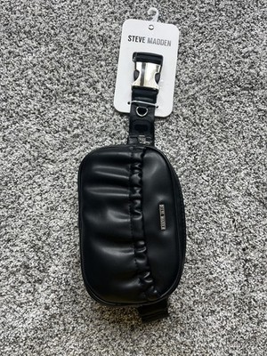 Steve Madden Fanny Pack / Crossbody / Belt Bag (Black)