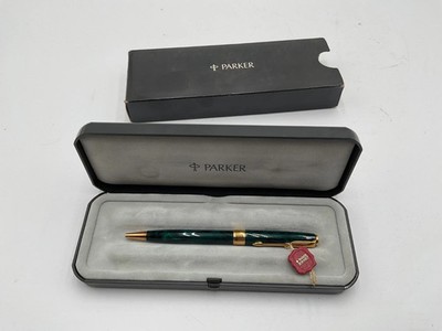 Parker Sonnet Premier Ballpoint Pen  Green & Gold  In Box France New In Box