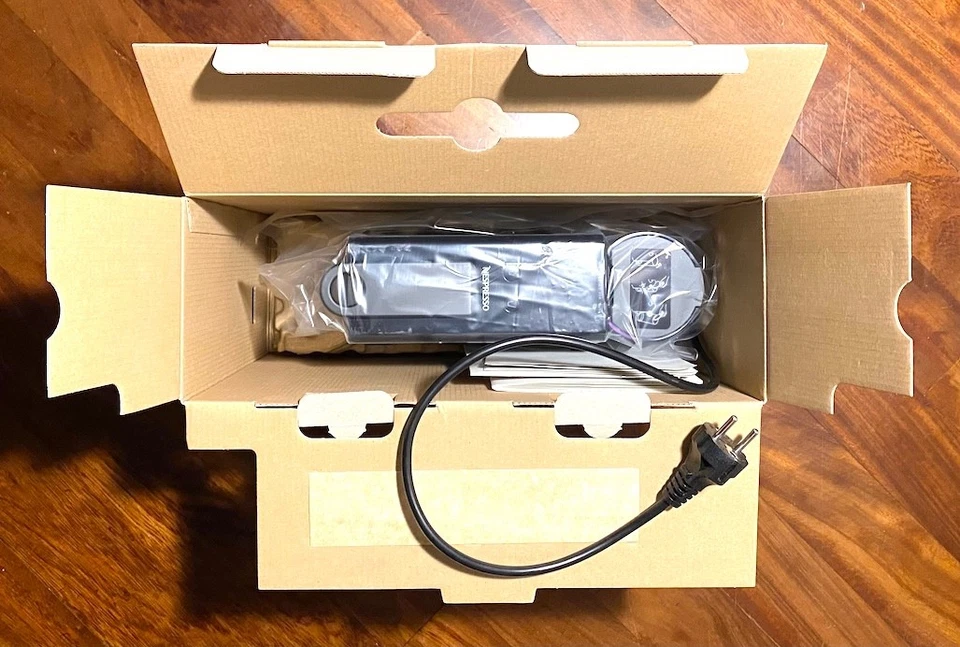 Nespresso Essenza Mini  C30 Nera Opaca - NUOVA - Immagine 3 di 4