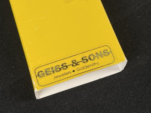 ••Vintage 80’s DOC Cork Watch Made In Switzerland - New In Box - Swatch Era - Picture 10 of 10