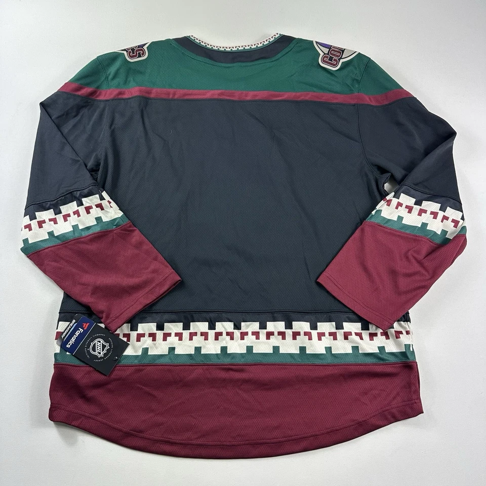 Camiseta deportiva grande para hombre Fanatics Breakaway NHL Arizona Coyotes Kachina Logo 2021/22 Foto 3 de 4