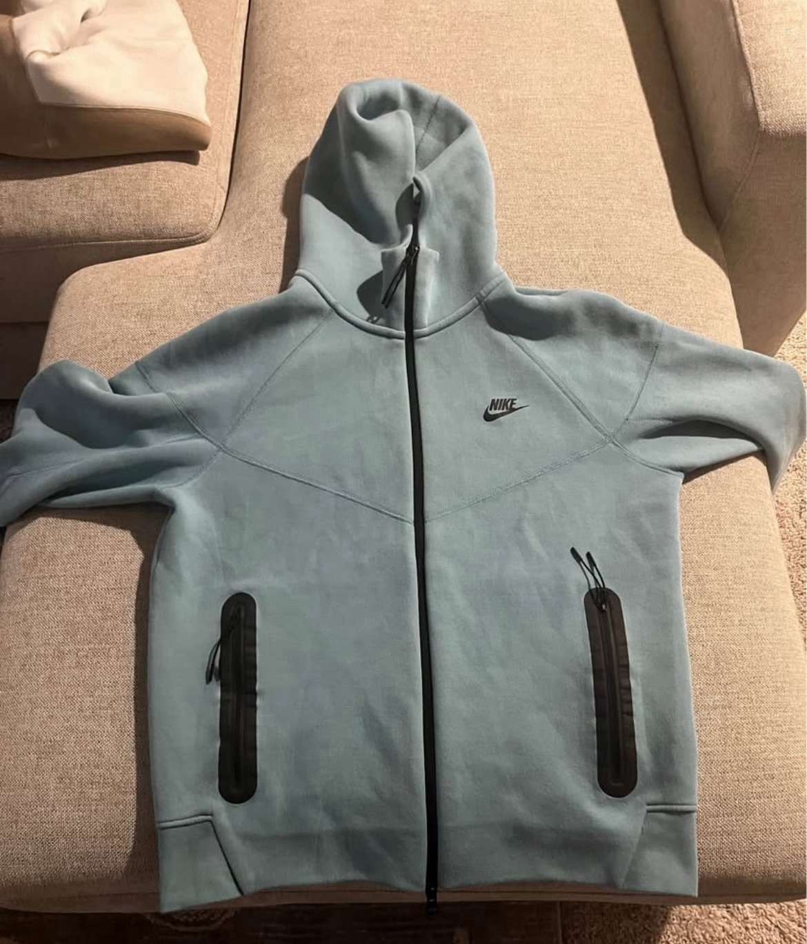 Nike Tech Windrunner Men Size Medium - image 1
