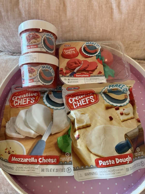 Little Tikes Creative Chefs Play Food Cheese , Tomato Sauce & Pasta Dough New