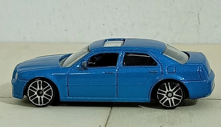91000 Modellismo 1/64 - Chrysler 300C 2007 - Immagine 4 di 4
