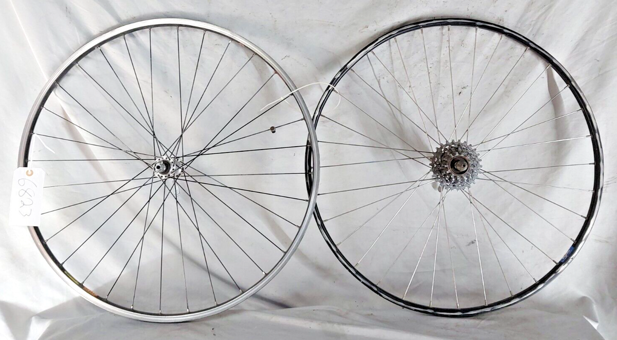 700c 6speed カラータイヤ ホワイト