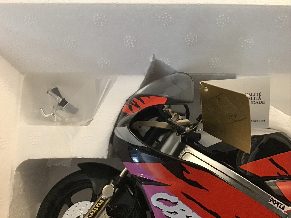 RARE Guiloy HONDA CBR900 FIRE BLADE 1/10 Scale Motorcycle Diecast