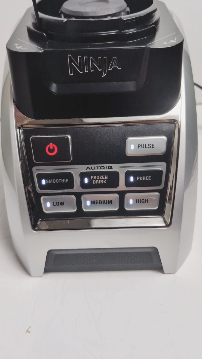 Ninja Auto iQ Blender System Base Motor Model BL688 30 1200 Watt