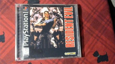 Resident Evil (PS1, 1996) tested/works great. Manual in great condition.