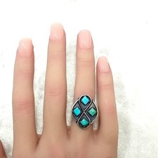 Vinatge Sterling Silver Native American Turquoise Ring 4.2 Grams Size-5.5