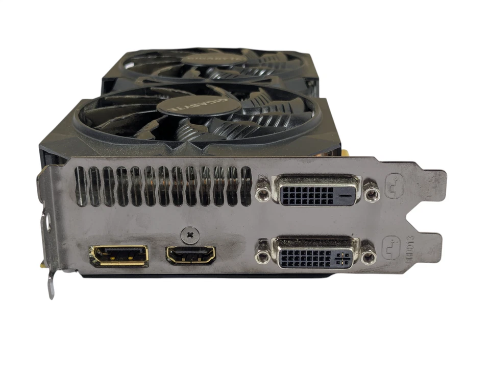 GIGABYTE AMD Radeon R9 380X Windforce 2X 4GB GDDR5 HDMI PCIe Graphics Card - Image 2 of 4