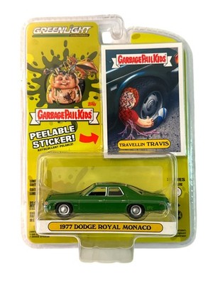 GreenLight Garbage Pail Kids 1977 Dodge Royal Monaco Travellin Travis Series 2