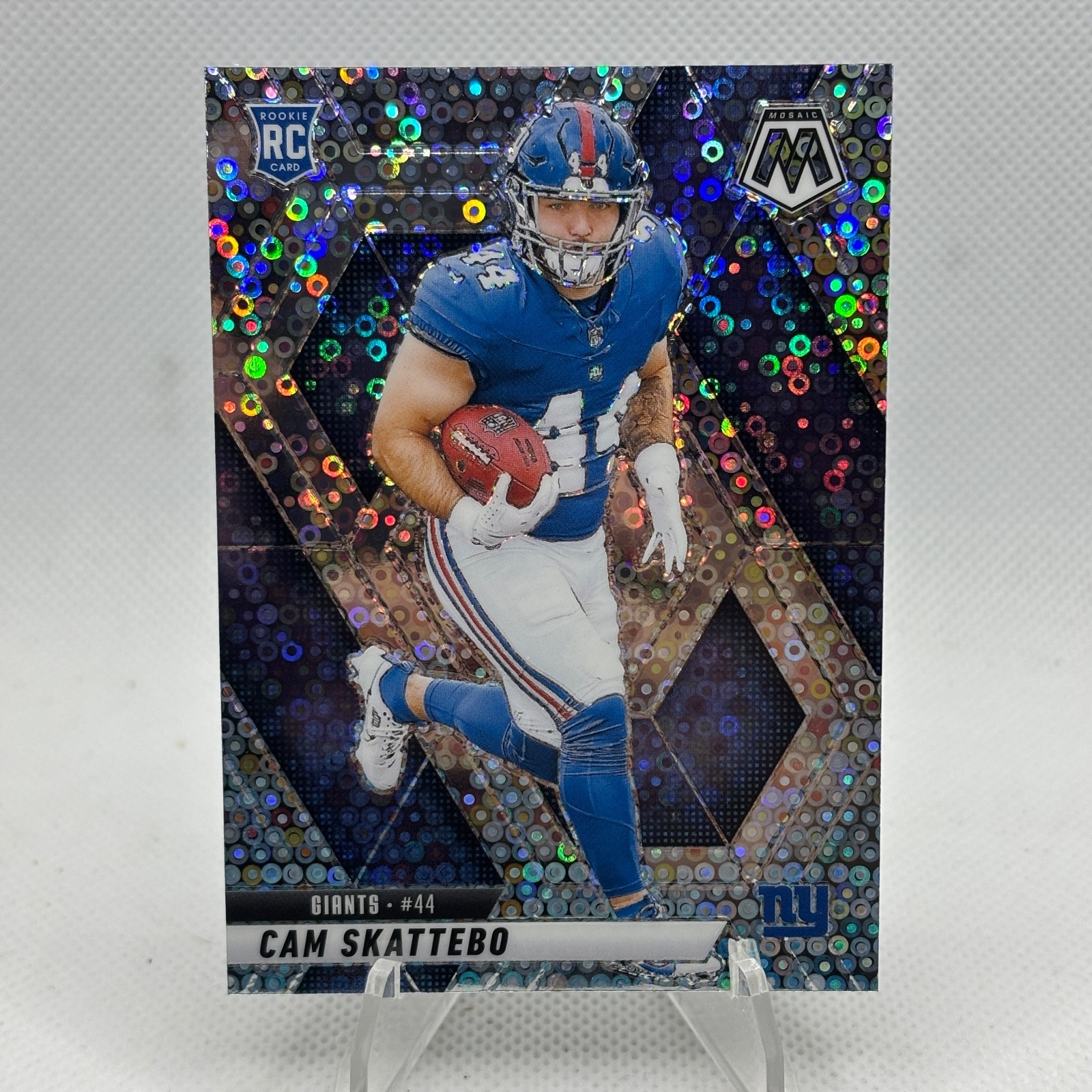 2025 MOSAIC FOOTBALL CAM SKATTEBO NO HUDDLE DISCO SILVER NEW YORK GIANTS #305