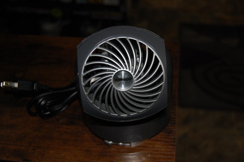 Vornado Flippi V6 Personal Air Circulator Mini Fan-White
