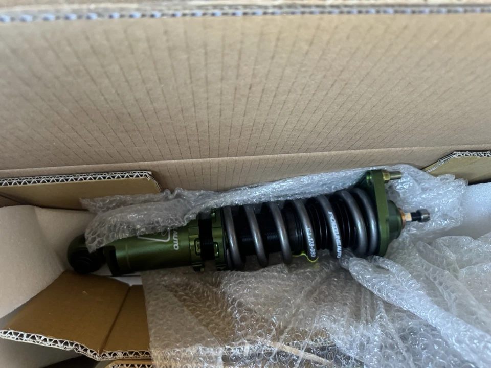 Enrolladores Fortune Auto 500 para Subaru WRX y STI Gen 8 2015-2021 + cubiertas Foto 2 de 4