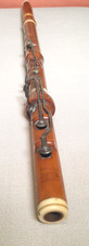 Potter London 8-Keyed  Flute. Highly Collectible Flute.