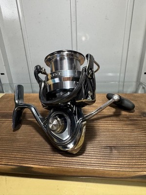 Daiwa 18 Exist LT4000-CXH 157140