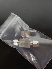 Swagelok SS-53S4 Stainless Check Valve 1/4in FAST FREE SHIPPING 