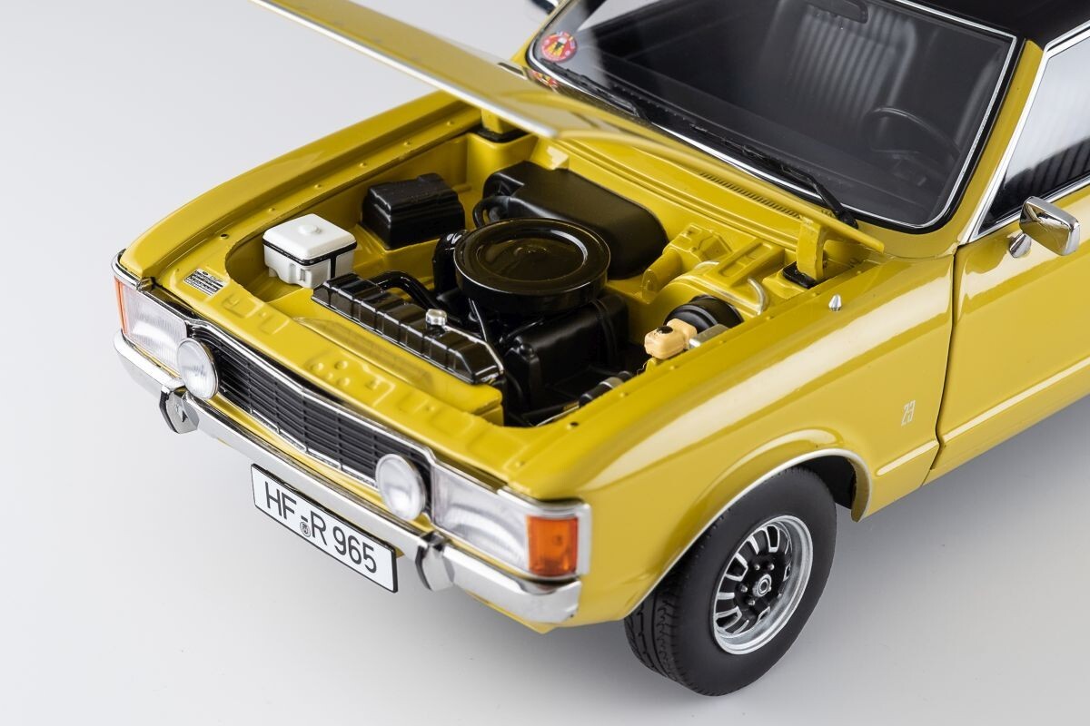 Ford Granada Consul Coupé GT 1/18 Touring Modelcars, cadeau idéal passionné